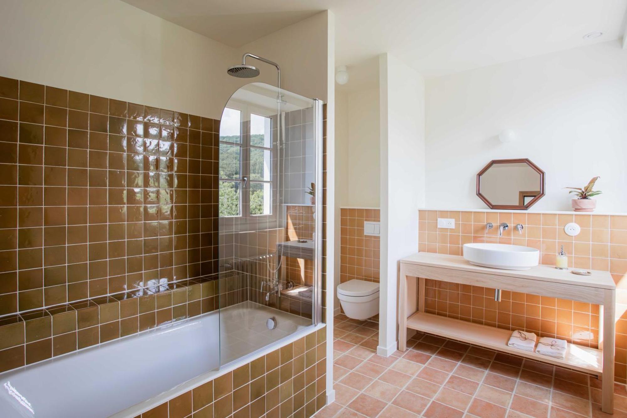 Maison Gamboia, 5 chambres d'hôtes de charme et résidence d'artistes, au calme, vaste jardin fruitier Hasparren Exterior foto